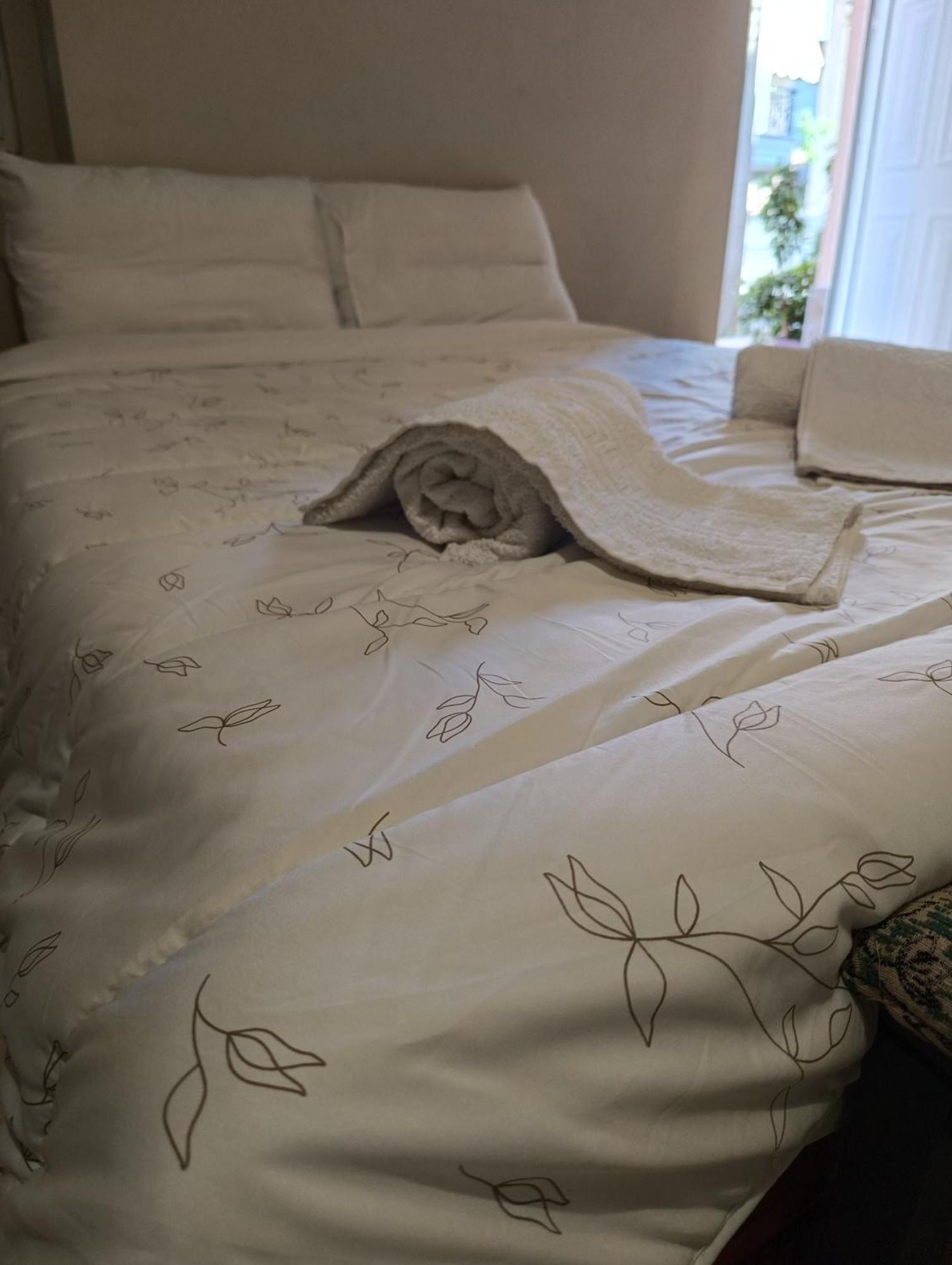 Cozy Apartment In The Center Of Aighion Achaia - Ground Floor - Ισόγειο Στουντιο Aígion Ngoại thất bức ảnh