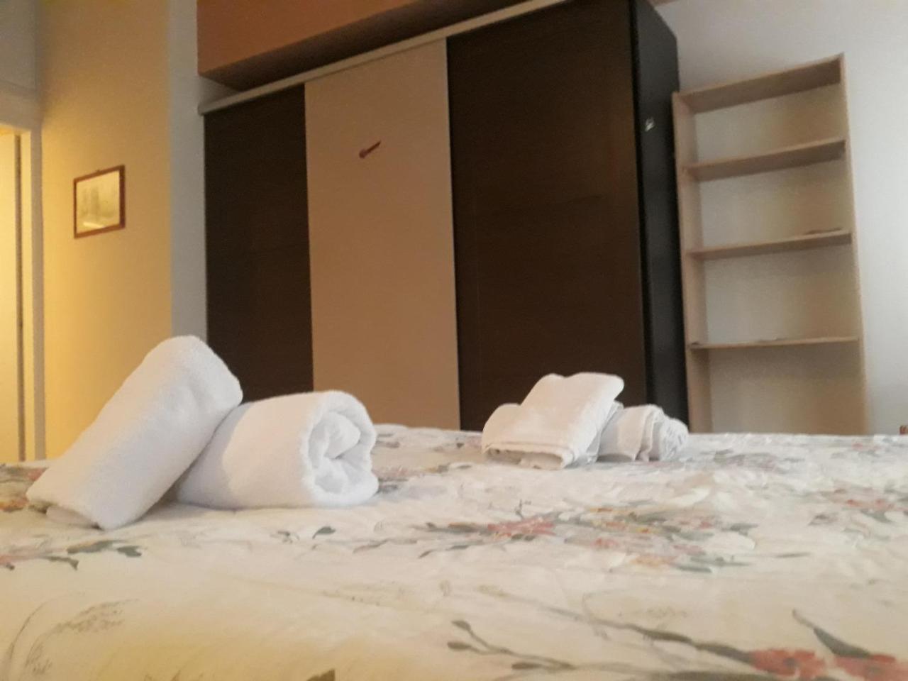Cozy Apartment In The Center Of Aighion Achaia - Ground Floor - Ισόγειο Στουντιο Aígion Ngoại thất bức ảnh